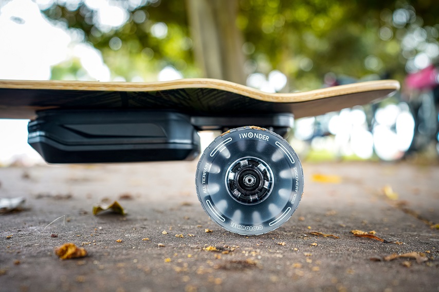 cloudwheel on skateboard close up 